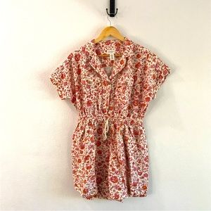 Dazzlngly chic dress shorts in floral pattern